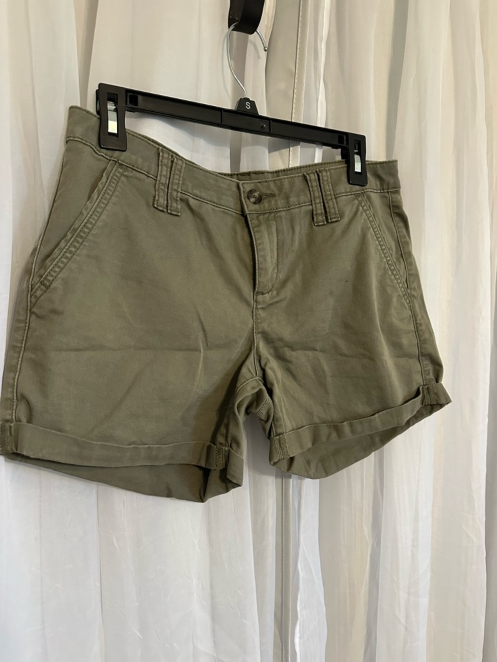 Arizona Women’s Casual Cotton Blend Olive Green Shorts - Picture 6 of 8